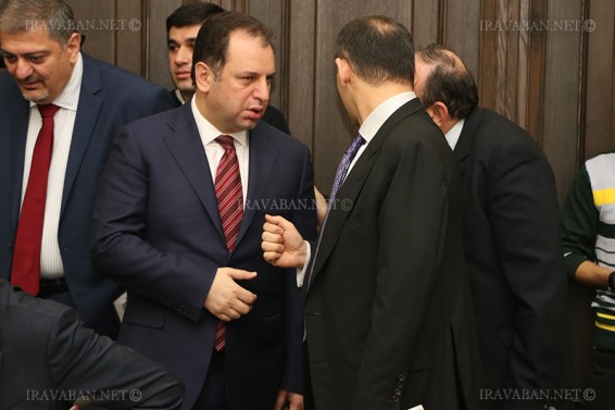 «Ես կարծում եմ` դա շատ տգեղ քայլ էր». Վիգեն Սարգսյանը՝ «Լույս» հիմնադրամի շրջանավարտների բաց նամակի վերաբերյալ