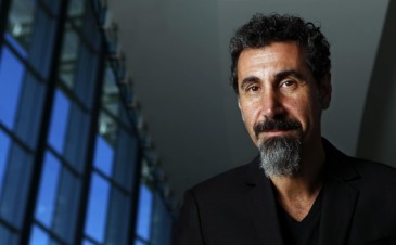 Ուզում եմ ուղղակի ասել, թե ինչքան եմ հպարտանում Հայաստանի փողոցներում քայլող մարդկանցով