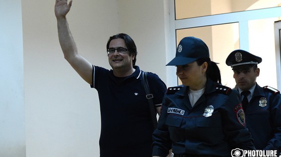 Суд в Ереване удовлетворил ходатайство, активист Андриас Гукасян освобожден