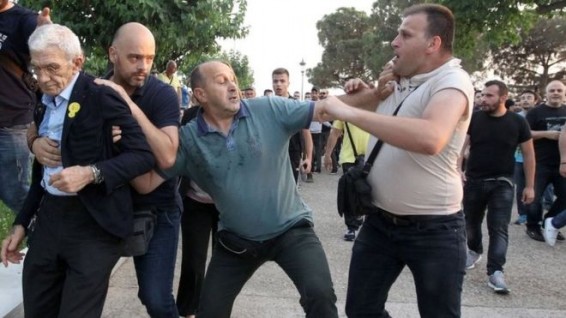 Мэра греческих Салоников жестоко избили
