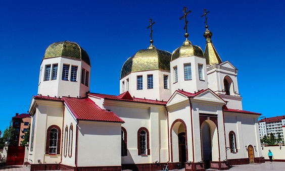 В Грозном убиты четыре боевика, напавшие на церковь Архангела Михаила