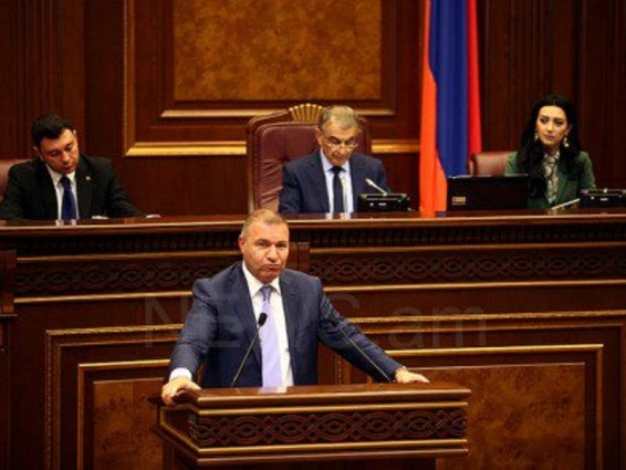 Այդ մեսիջներն ունեն միայն տնտեսակա՞ն, թե՞ նաև քաղաքական ենթատեքստեր. Միքայել Մելքումյանը՝ Շավարշ Քոչարյանին