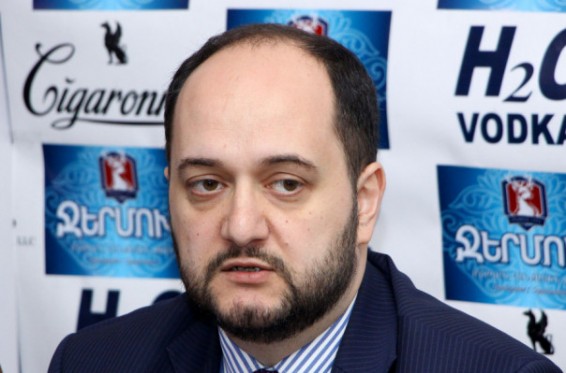 Շատ չխմել, մեքենաները լավ վարել, խուսափել միջադեպերից. ԿԳ նախարարի հորդորը շրջանավարտներին