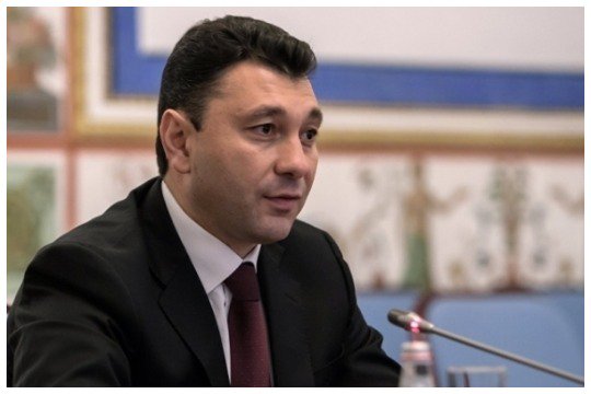 Շարմազանովը մեկնել է Սլովակիա