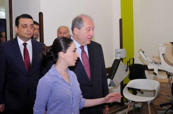 Արմեն Սարգսյանը հիացած է Հայրենիքի պաշտպանի վերականգնողական կենտրոնով
