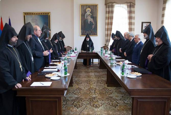 Մայր Աթոռ Սուրբ Էջմիածնում ավարտվեց Գերագույն հոգևոր խորհրդի ժողովը