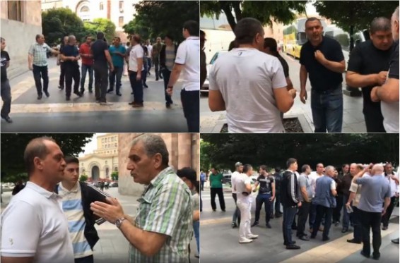 Բողոքի ակցիա՝ կառավարության դիմաց. ոչ կանոնավոր ուղևորափոխադրումներ իրականացնող ընկերությունները դժգոհ են մրցութային համակարգից