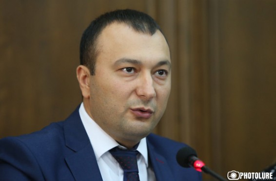 Ինչո՞ւ է Հանրային հեռուստաընկերությունն իր ծախսերի 75%-ը փոխանցել «Շարմ Հոլդինգին». Էնֆիաջյանը՝ Ջաղինյանին