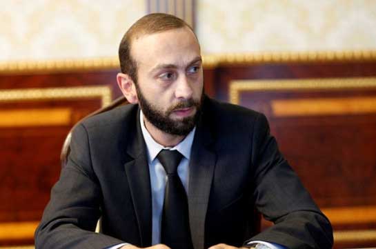 Արարատ Միրզոյանը հանդիպում է ունեցել Ամուլսարի ճակատագրով մտահոգ Ջերմուկի բնակիչների հետ
