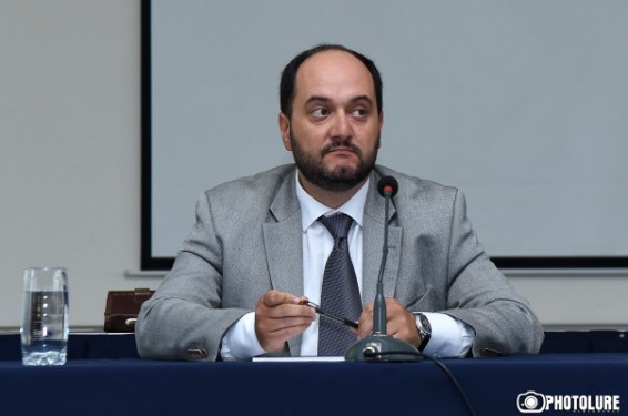 Հիմնադրամը փակելով հետքերը դժվար է մաքրել. Արայիկ Հարությունյանը՝ «Երևան» հիմնադրամի լուծարումն ավագանու նիստում ներառելու մասին