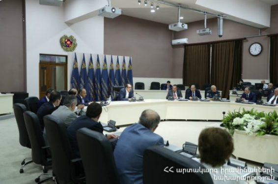 ՀՀ ԱԻ նախարարը ներկայացրեց նորանշանակ փոխնախարարներին