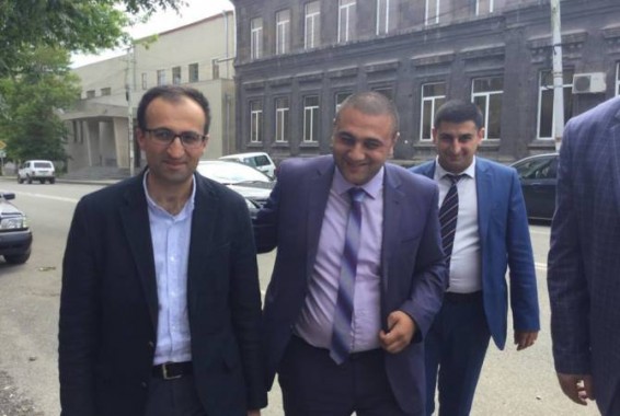 ՀՀ առողջապահության նախարարը խոստացավ ելք գտնել մարզերի կադրային խնդիրը լուծելու ուղղությամբ