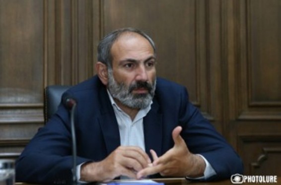 «Ներիր մեզ, իմ քաջ զինվոր». Փաշինյանը հրապարակել է 3-րդ դասարանցի աղջնակի նամակը՝ հայ զինվորին