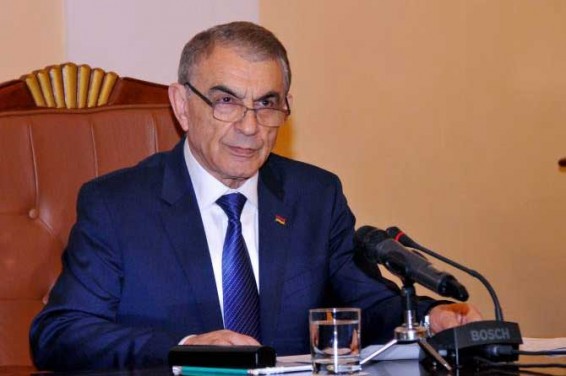 Ամենավատ իրողությունն այն է, որ զինվորներին նամակ գրող երեխաները հուսահատվեցին․ Արա Բաբլոյանը՝ Մանվել Գրիգորյանի մասին