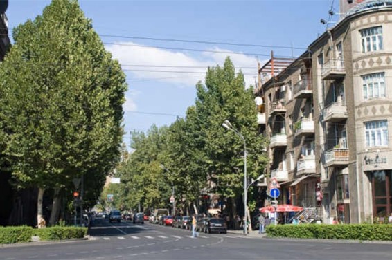 Порядок парковки изменится на проспекте Саят-Новы в Ереване