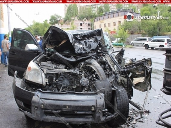 Երեւանում 32-ամյա վարորդը մխրճվել է կայանված վերամբարձ կռունկի մեջ