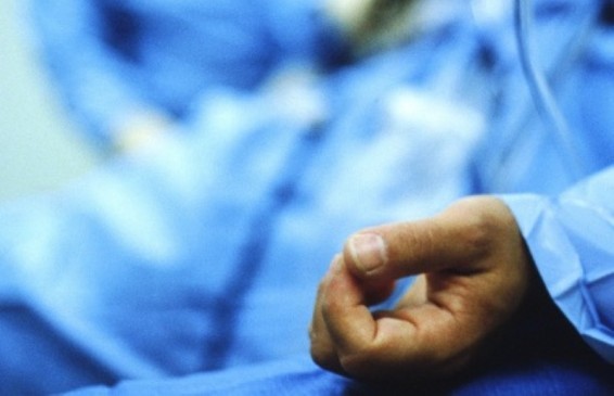 Կացնահարված հայրն ու դուստրը տեղափոխվել են հիվանդասենյակ. նրանք կարողանում են խոսել