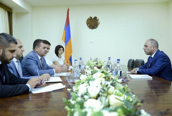 Աշոտ Հակոբյանն ընդունել է Արցախի Հանրապետության էկոնոմիկայի և արտադրական ենթակառուցվածքների նախարարին