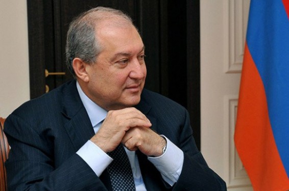 Արմեն Սարգսյանը շնորհավորական ուղերձ է հղել Էմանուել Մակրոնին՝ Ֆրանսիայի ազգային տոնի առթիվ