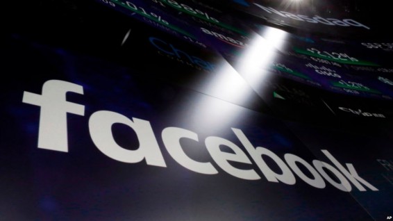 Facebook удалил поддельные аккаунты