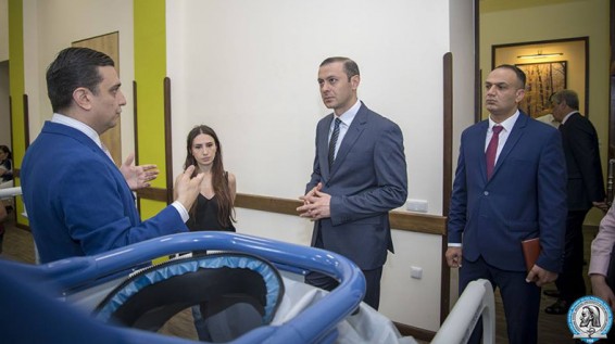 Զինհաշմանդամների առողջական խնդիրներից բացի լուծում են նաև կրթության և աշխատանքի հարցերը. ԱԽ քարտուղար