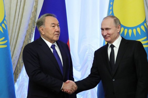 Назарбаев на встрече с Путиным предложил обсудить тему вокруг генсека ОДКБ Юрия Хачатурова