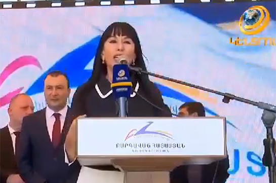 Չկա և չի եղել այդպիսի քաղաքական ուժ, որը կարողանա երկար մարսել «մեր դեմ խաղ չկա»-ն. Նաիրա Զոհրաբյան