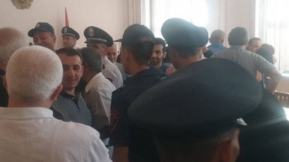 Шесть членов ликвидированной в Ереване вооруженной группы выпущены на свободу