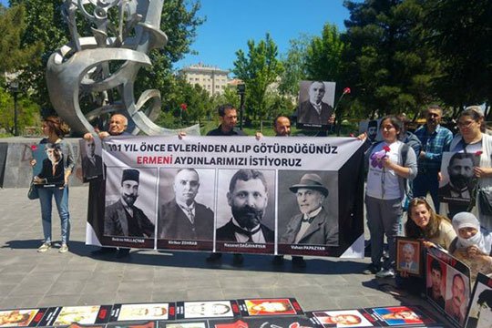 Դիարբեքիրի հայերը Հայոց ցեղասպանությանը նվիրված ակցիա են անցկացրել