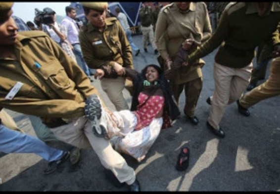 2013թ. խմբակային բռնաբարության  ենթարկված հնդկուհին կրկին բռնաբարվել է նույն տղամարդկանց կողմից