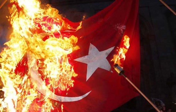 Ուղիղ. Ջահերով երթ` դեպի Ծիծեռնակաբերդ