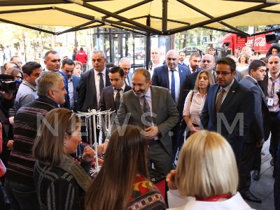 Նախատեսում ենք այնպես անել, որ միկրոբիզնեսն ազատվի հարկերից. Փաշինյանը՝ սիրիահայերի ցուցահանդես-տոնավաճառում