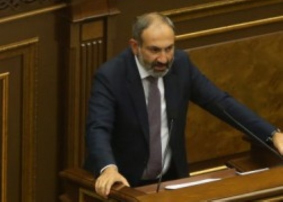 Ես առաջադրվել եմ, որ չընտրվեմ, առաջադրվել եմ իրավական որեւէ սողանցք բացառելու համար. Փաշինյանն՝ ԱԺ նիստում