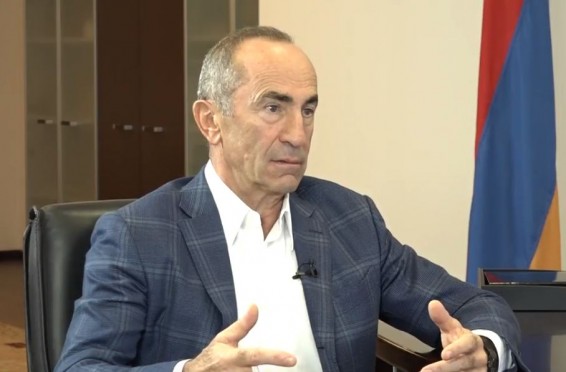 «Ներդրումների համար հեղափոխությունը բրենդ չէ». Ռոբերտ Քոչարյան