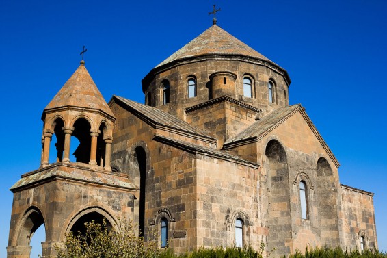 Լեհահայոց հոգևոր հովվությունը ներառվում է Ուկրաինայի հայոց թեմի առաջանորդի հոգևոր իրավասության ներքո