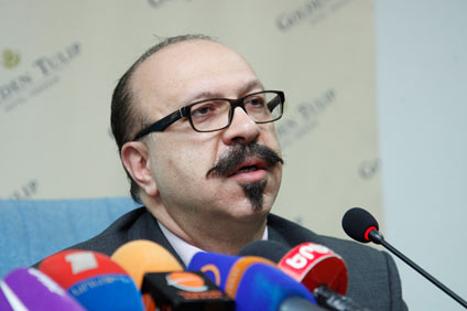 Կարո Եղնուկյանը կալանավորվեց երկու ամսով