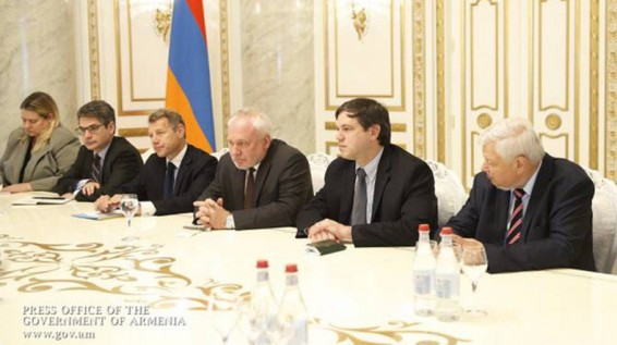 Сопредседатели МГ ОБСЕ выразили надежду на возобновление в ближайшем будущем интенсивного диалога между лидерами Армении и Азербайджана