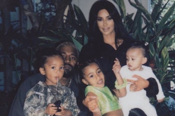 Քիմ Քարդաշյանն ու Քանյե Ուեսթը տևական դադարից հետո համատեղ ընտանեկան լուսանկարներ են հրապարակել