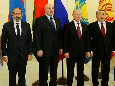 Лукашенко: Я, Путин и Назарбаев задали Пашиняну один вопрос