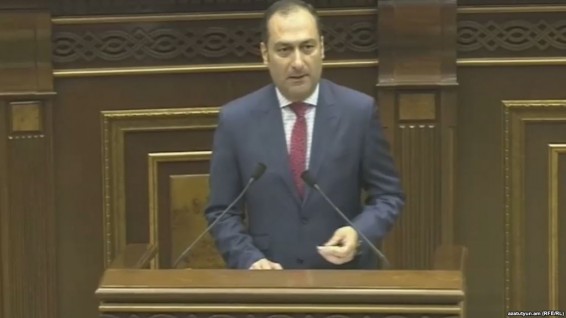 Զեյնալյանի նվերն իշխանություններին