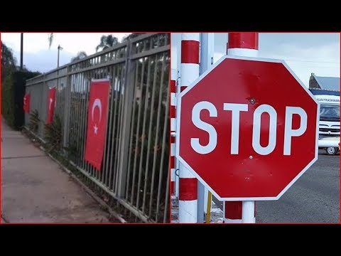В армянских школах Лос-Анджелеса неизвестные вывесили турецкие флаги