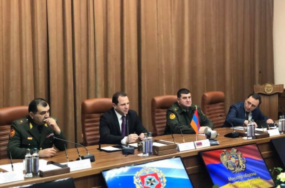 Դավիթ Տոնոյանը և Ալեքսանդր Դվորնիկովը քննարկել են Հալեպում հայկական հումանիտար առաքելության խմբի գործունեության հարցեր. Ա. Հովհաննիսյան