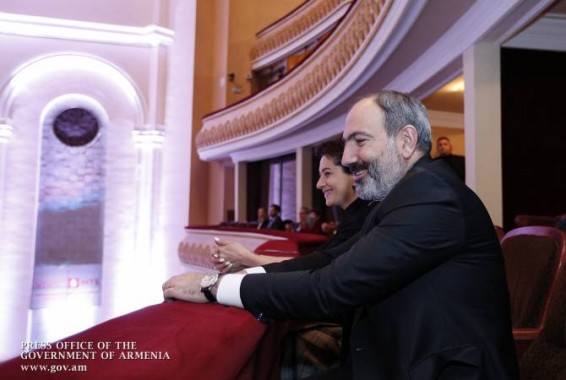 Никол Пашинян и Анна Акопян присутствовали на концерте Национального филармонического оркестра Армении