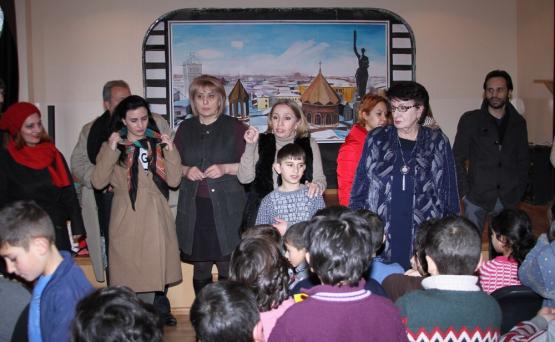 Здорово! Н. Гарибян не имеет права носить оружие
