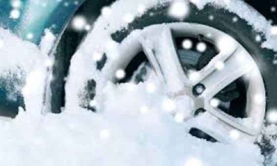 Սոթք-Քարվաճառ ավտոճանապարհին փրկարարներն արգելափակված ավտոմեքենաներ են դուրս բերել