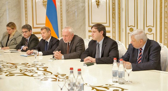 Сопредседатели Минской группы ОБСЕ прибыли в Армению