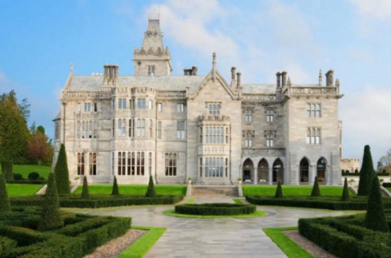 Իռլանդիայում 18 ամիս տևած վերանորոգման աշխատանքներից հետո իր դռներն է կրկին բացել աշխարհի «լավագույն» հյուրանոցը