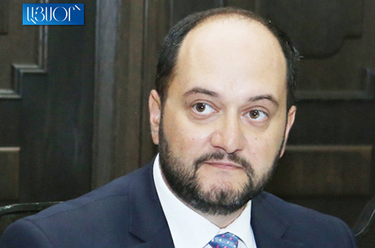 Հետո չասեք, թե սա ճնշում է մամուլի վրա. Արայիկ Հարությունյանը հերքում է Աննա Հակոբյանի հիմնադրամին առնչվող տեղեկությունը