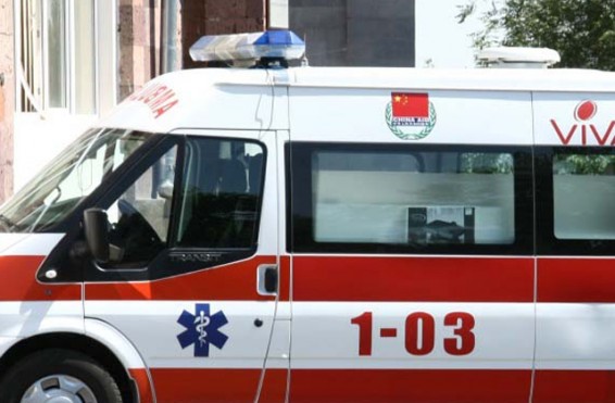 Երևան-Մեղրի ավտոճանապարհին ավտոմեքենան կողաշրջվել է. կան տուժածներ