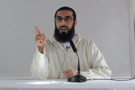 Բրիտանացի իմամը մուսուլմաններին թույլ է տվել ունենալ սեքս-ստրկուհիներ